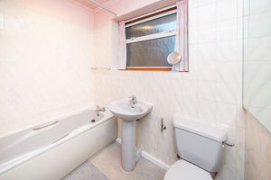 BATHROOM- click for photo gallery